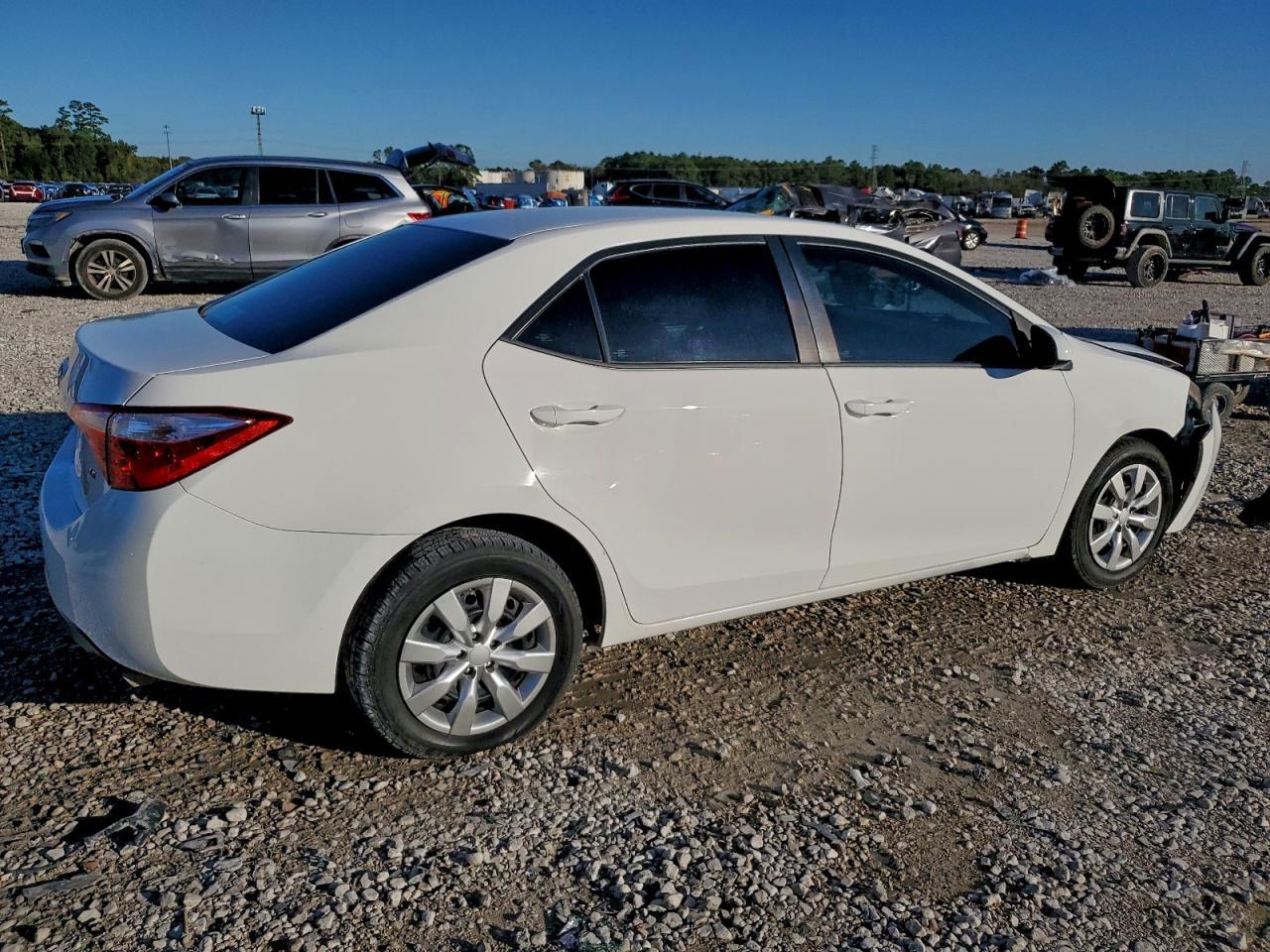 2015 Toyota Corolla L - Image 3