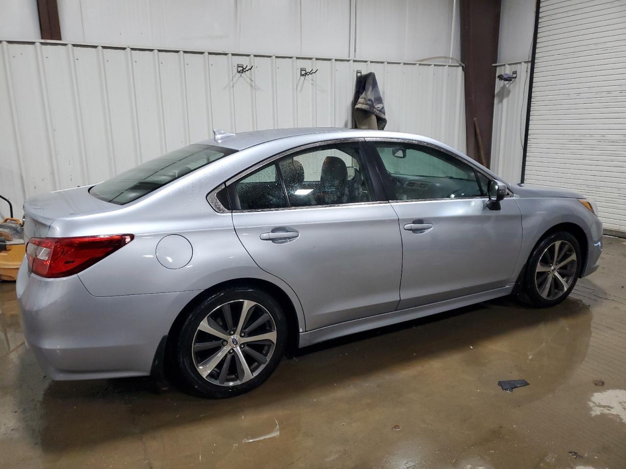 2016 Subaru Legacy 2.5I Limited - Фото 3