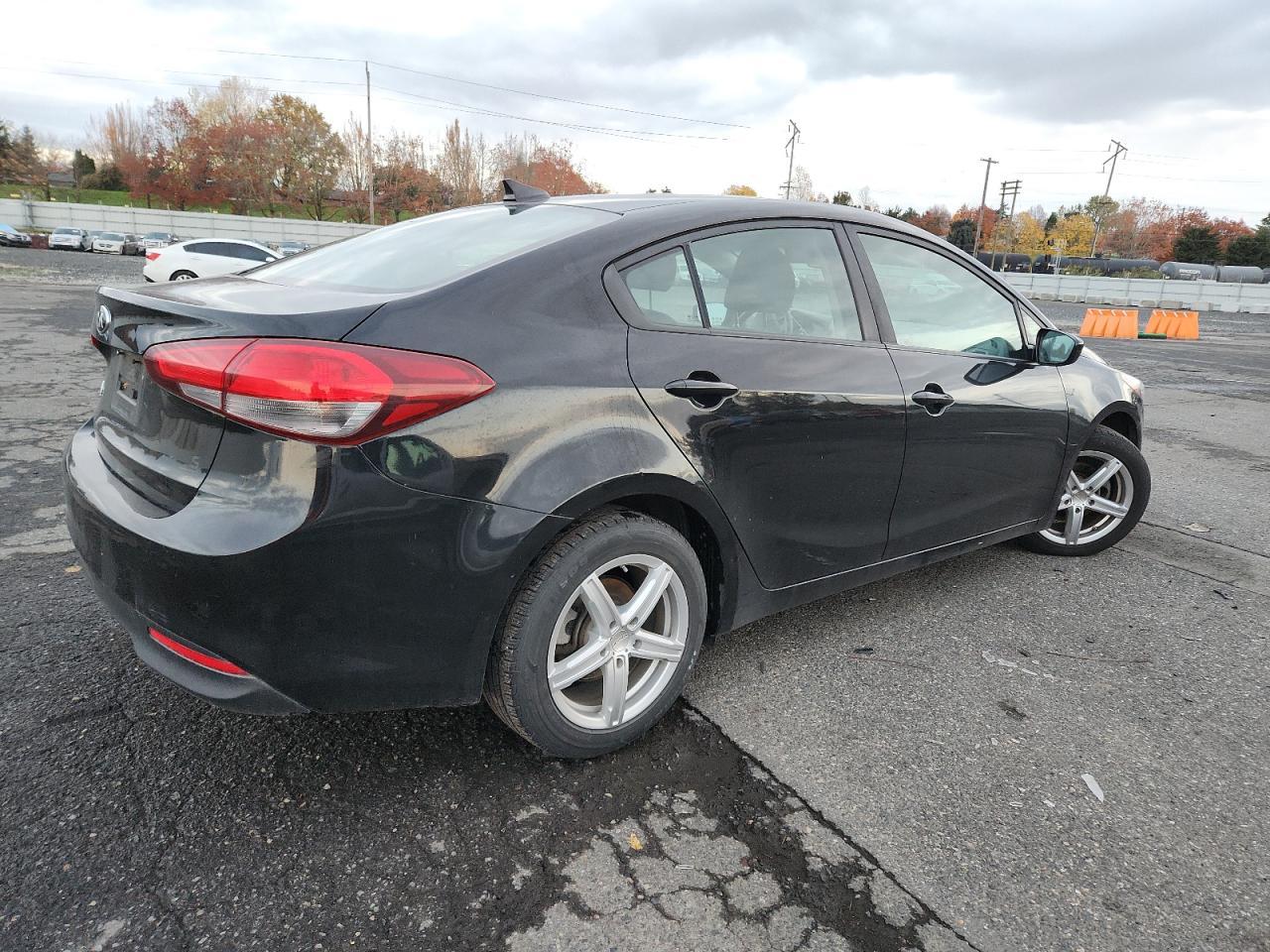 2018 Kia Forte Lx - Image 3