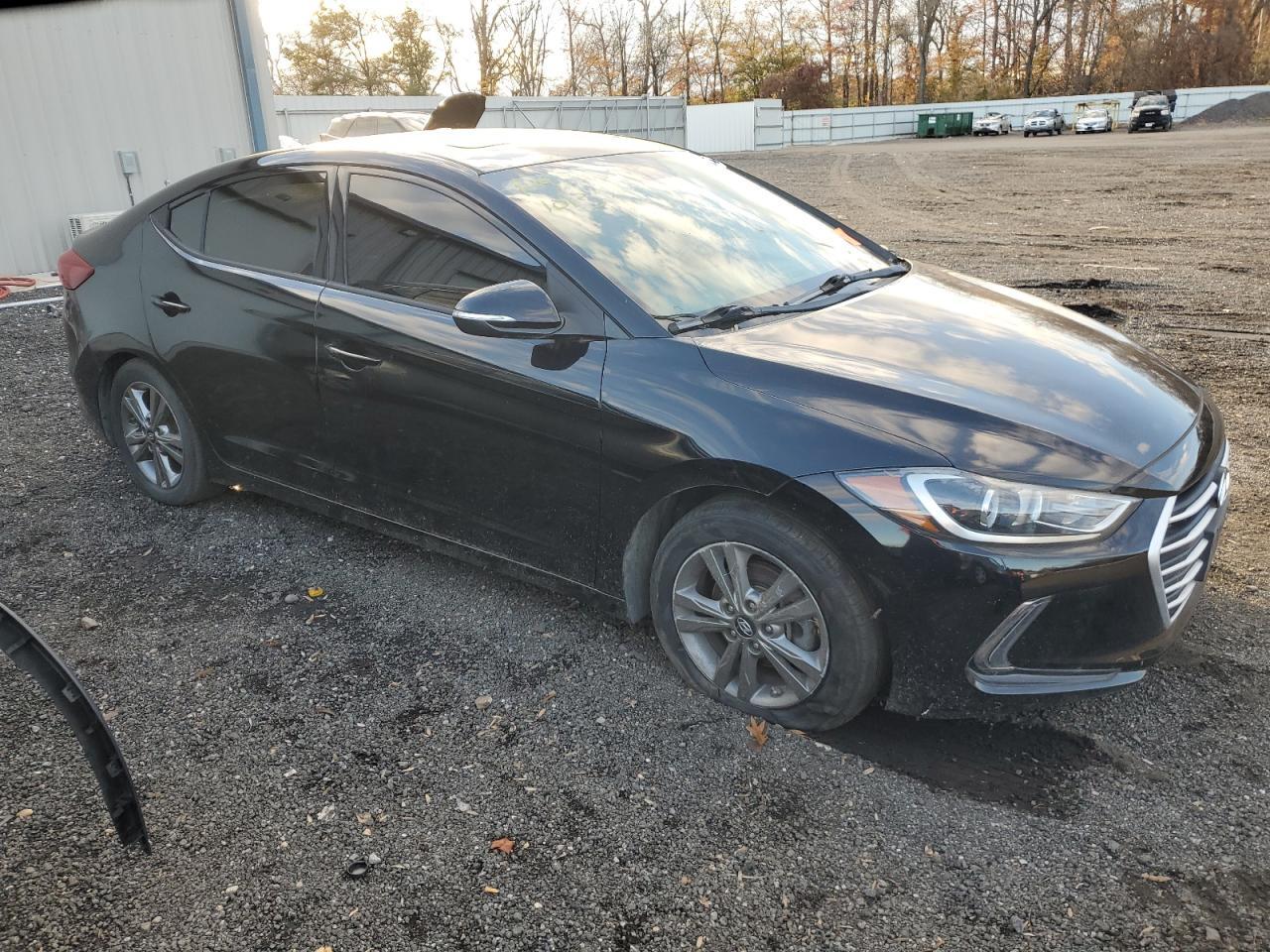 2017 Hyundai Elantra Se - Фото 4