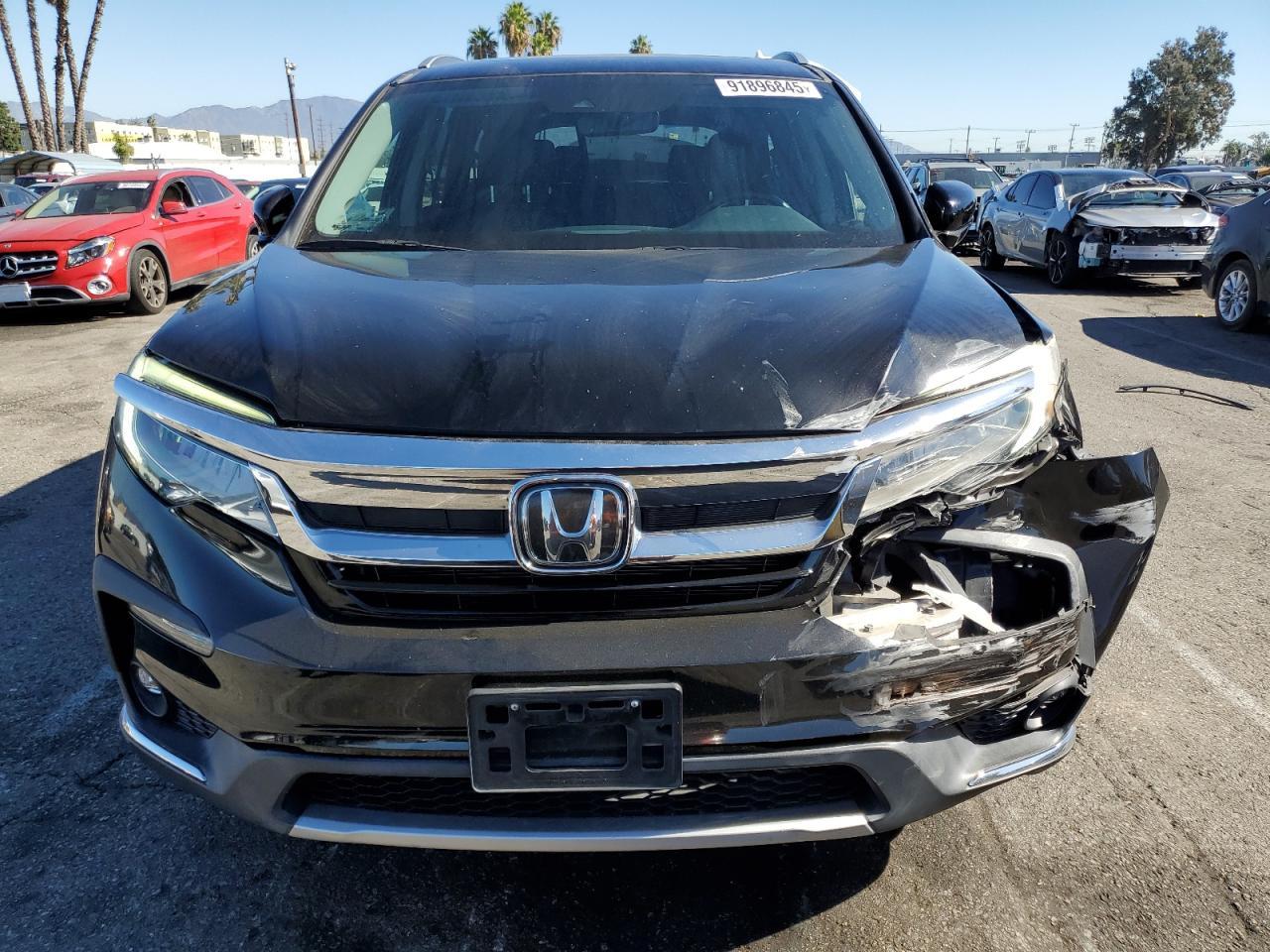 2019 Honda Pilot Touring - Image 5