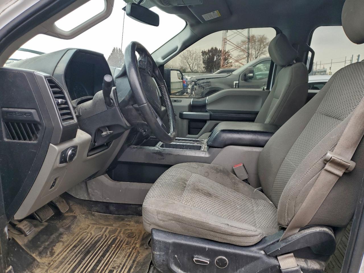 2017 Ford F150 Supercrew - Фото 7