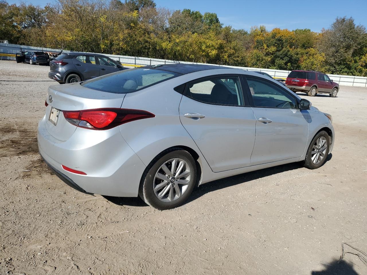 2016 Hyundai Elantra Se - Image 3