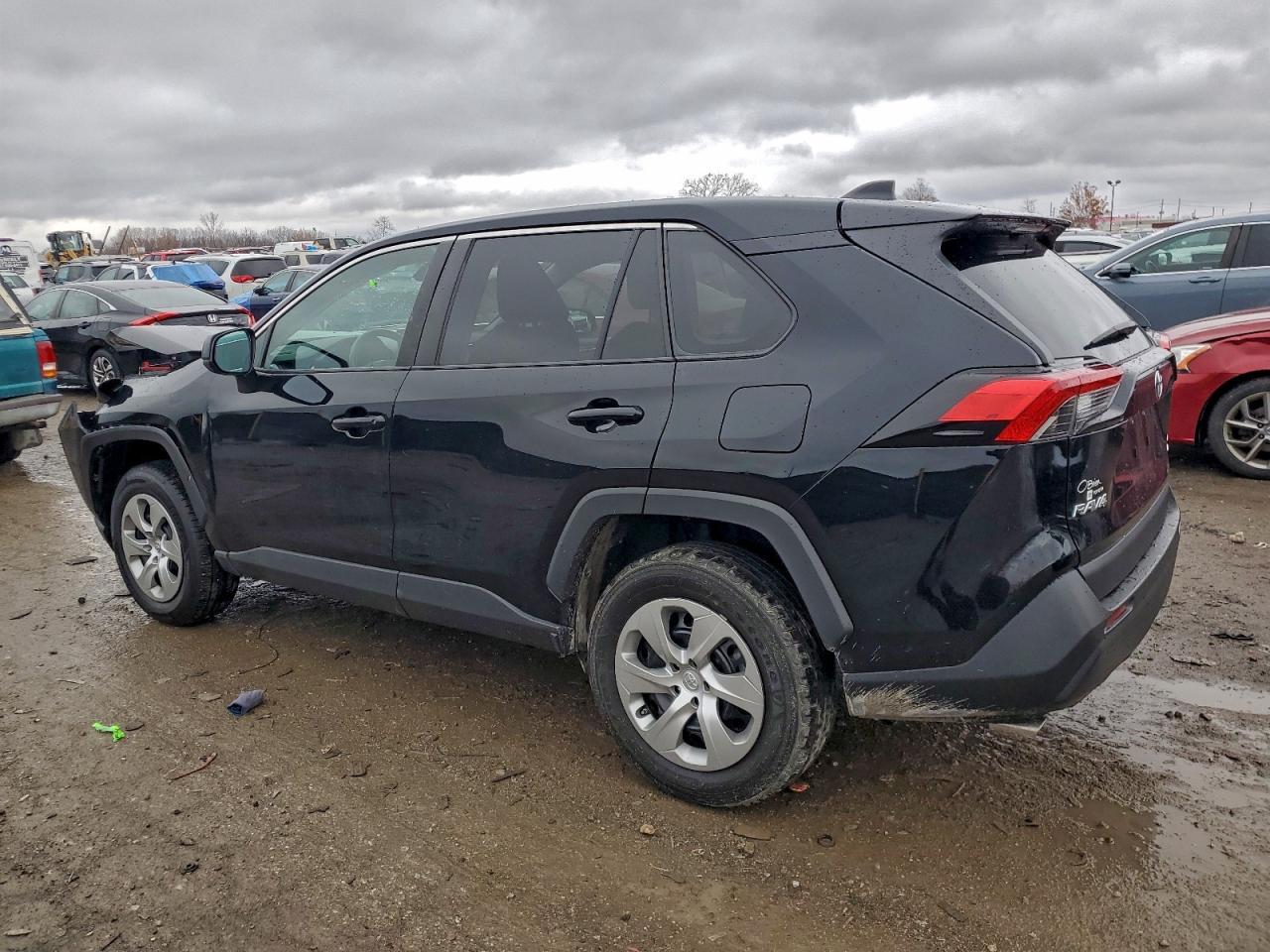 2022 Toyota Rav4 Le - Image 2