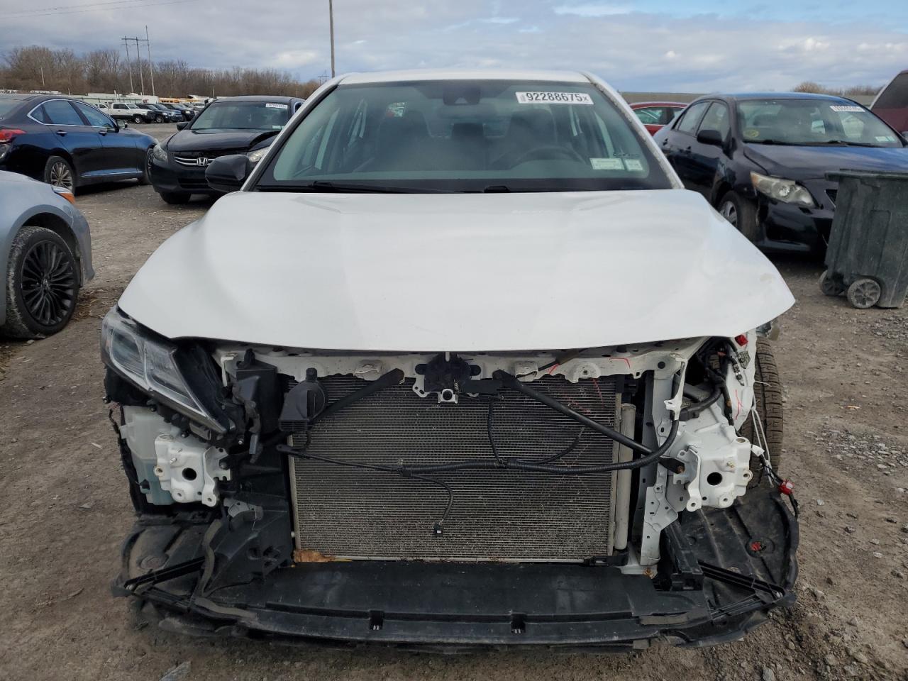 2019 Toyota Camry L - Фото 5