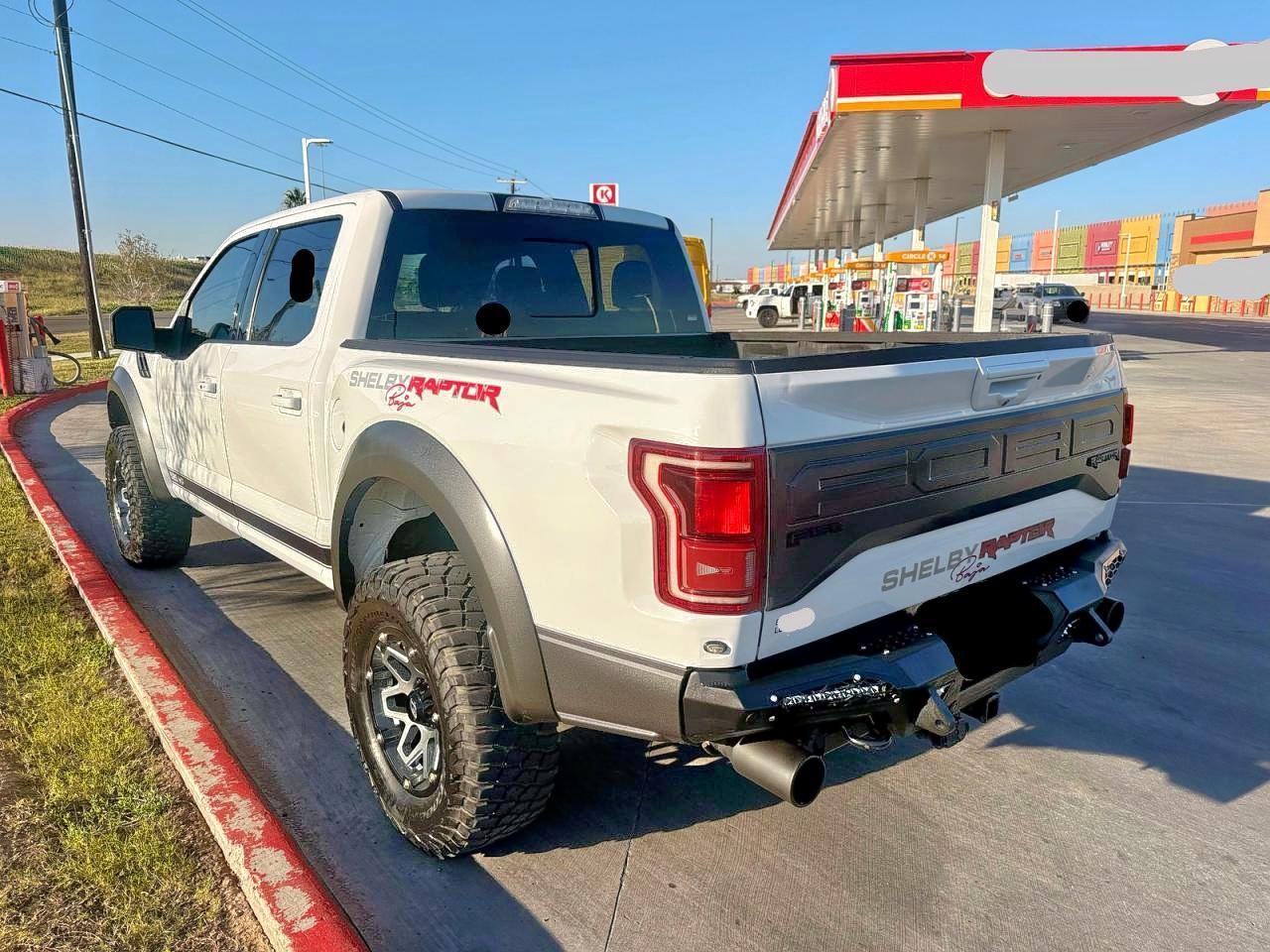 2018 Ford F150 Raptor - Фото 3