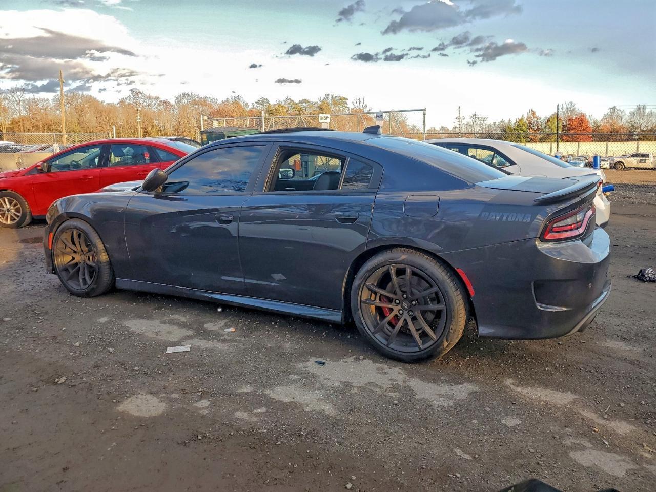2019 Dodge Charger Scat Pack - Фото 2