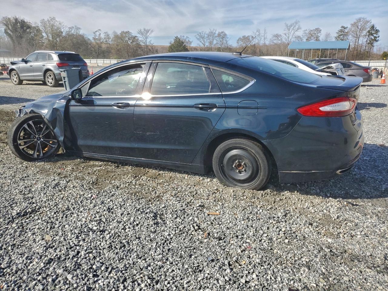 2014 Ford Fusion Se - Image 2