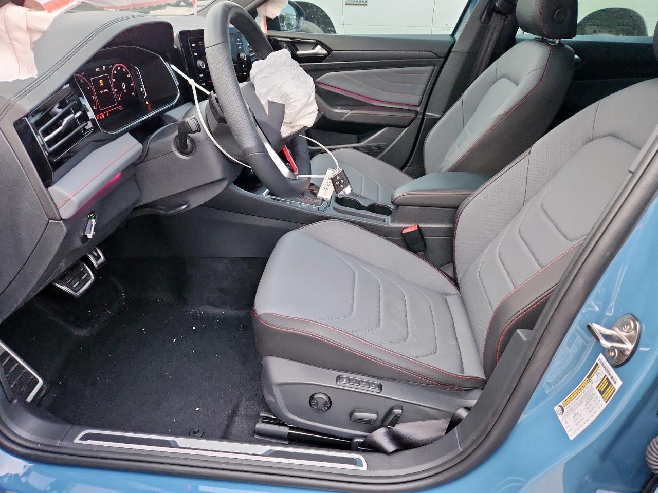 2025 Volkswagen Jetta Gli Autobahn - Image 7