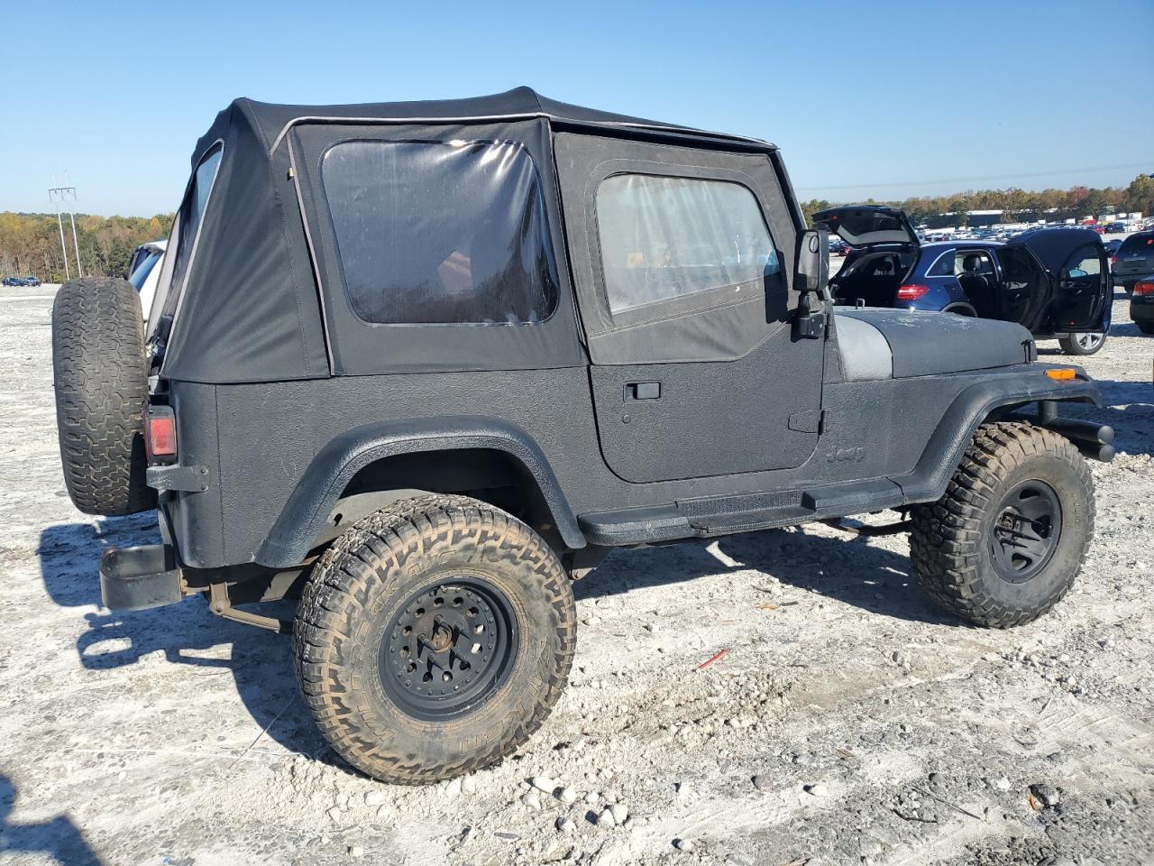 1991 Jeep Wrangler / Yj Sahara - Фото 3