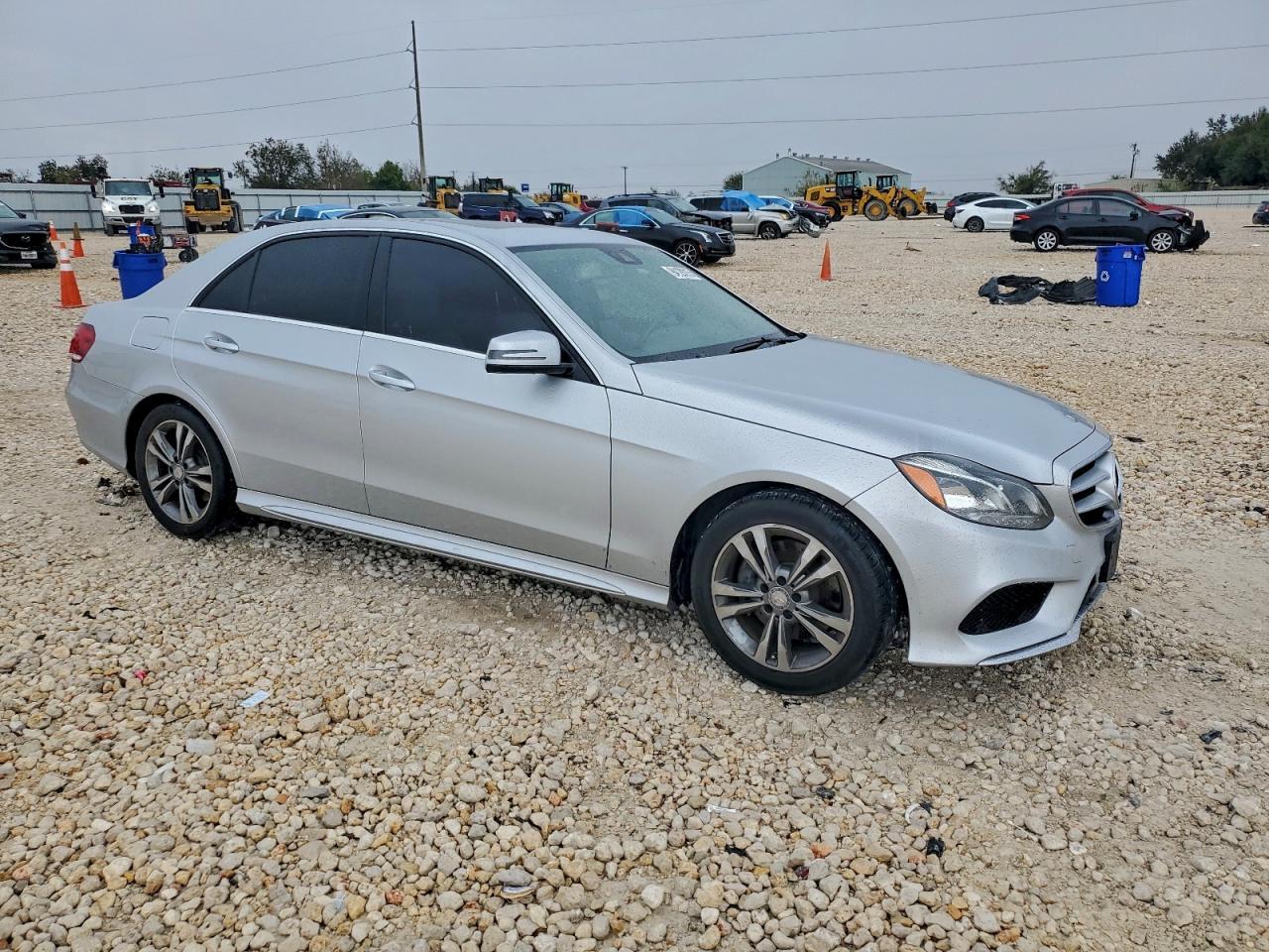 2016 Mercedes-Benz E 350 - Фото 4