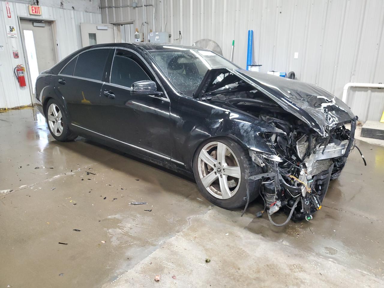 2010 Mercedes-Benz S 550 4Matic - Фото 4