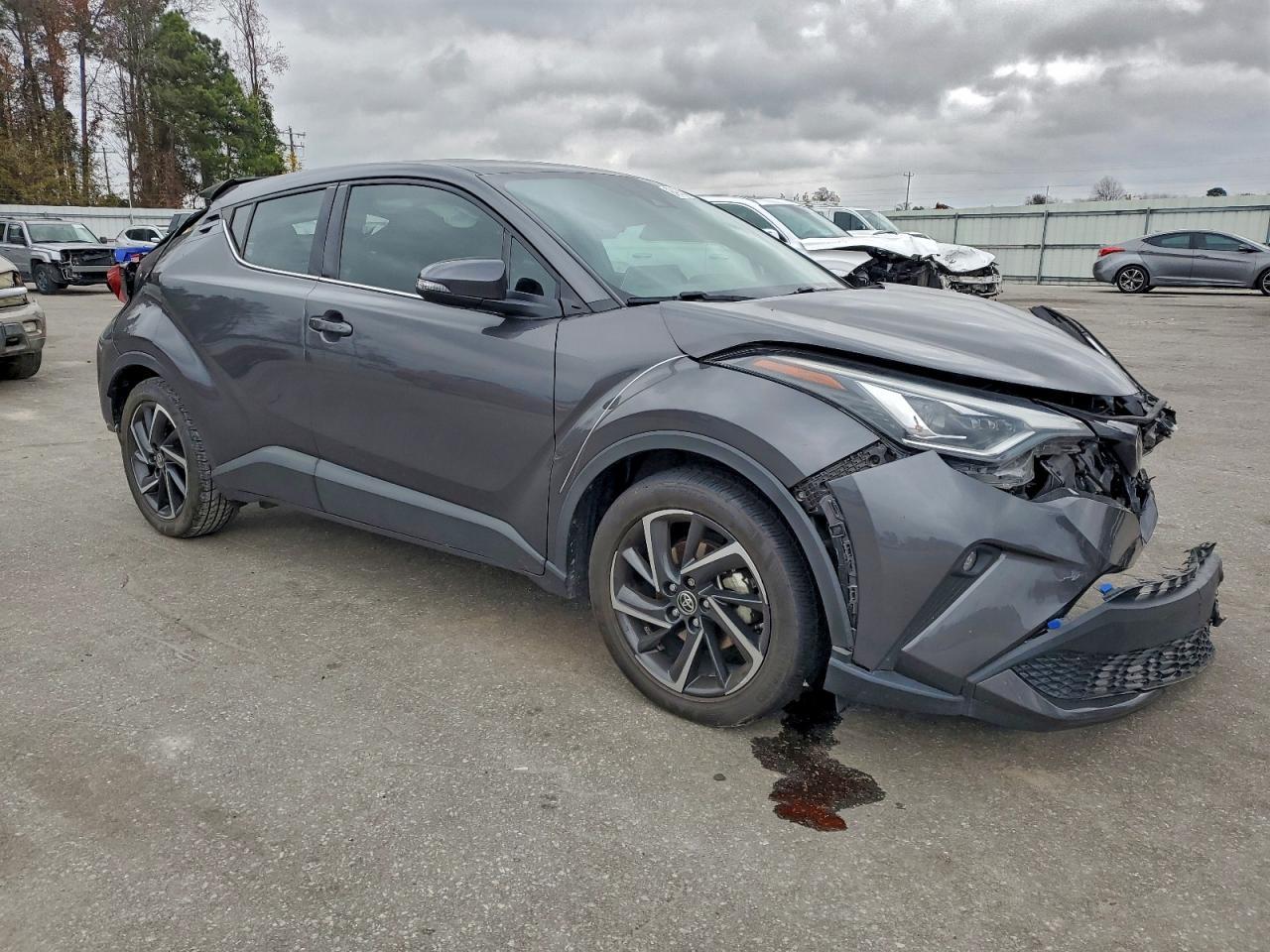 2022 Toyota C-Hr Xle - Фото 4