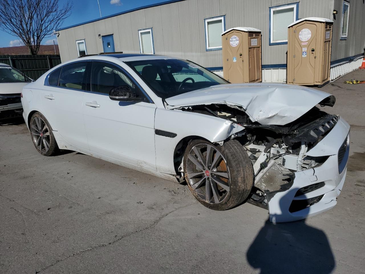 2020 Jaguar Xe S - Image 4