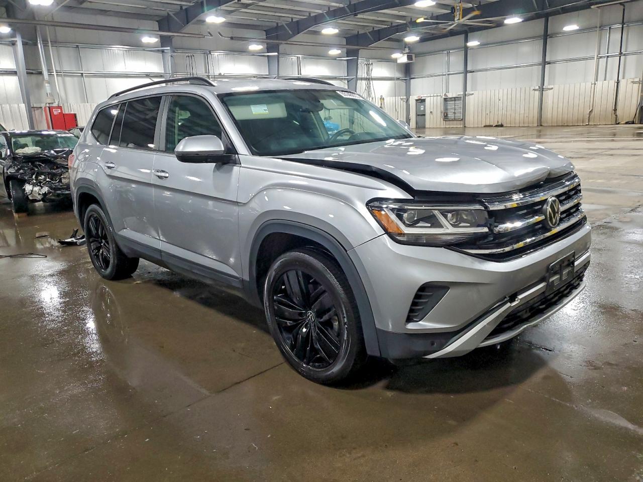 2022 Volkswagen Atlas Se - Фото 4