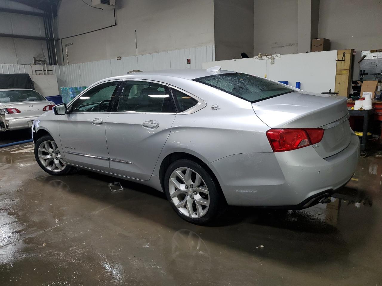 2015 Chevrolet Impala Ltz - Image 2