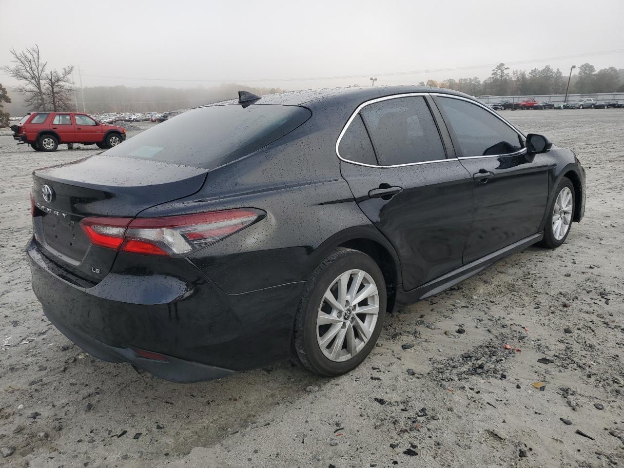 2022 Toyota Camry Le - Image 3