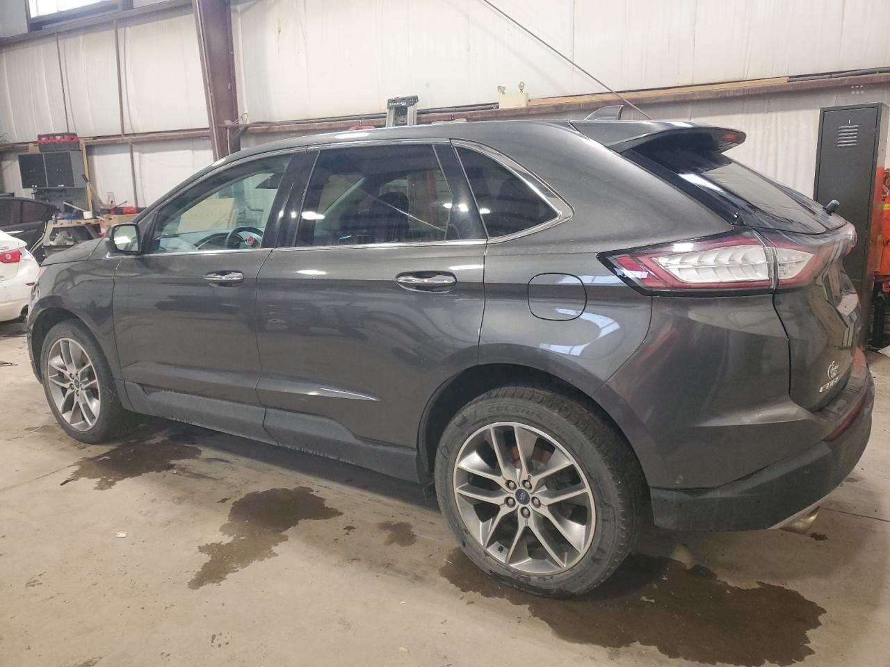 2016 Ford Edge Titanium - Image 2