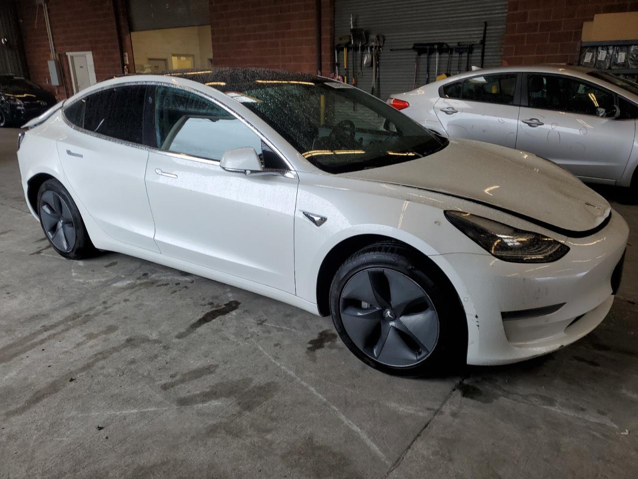 2020 Tesla Model 3 - Image 4