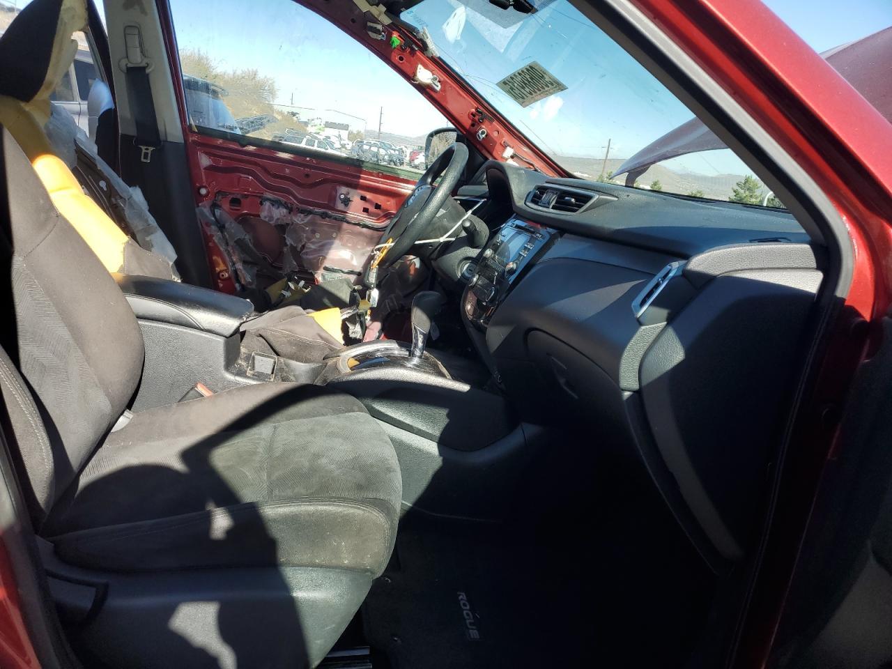 2016 Nissan Rogue S - Image 7