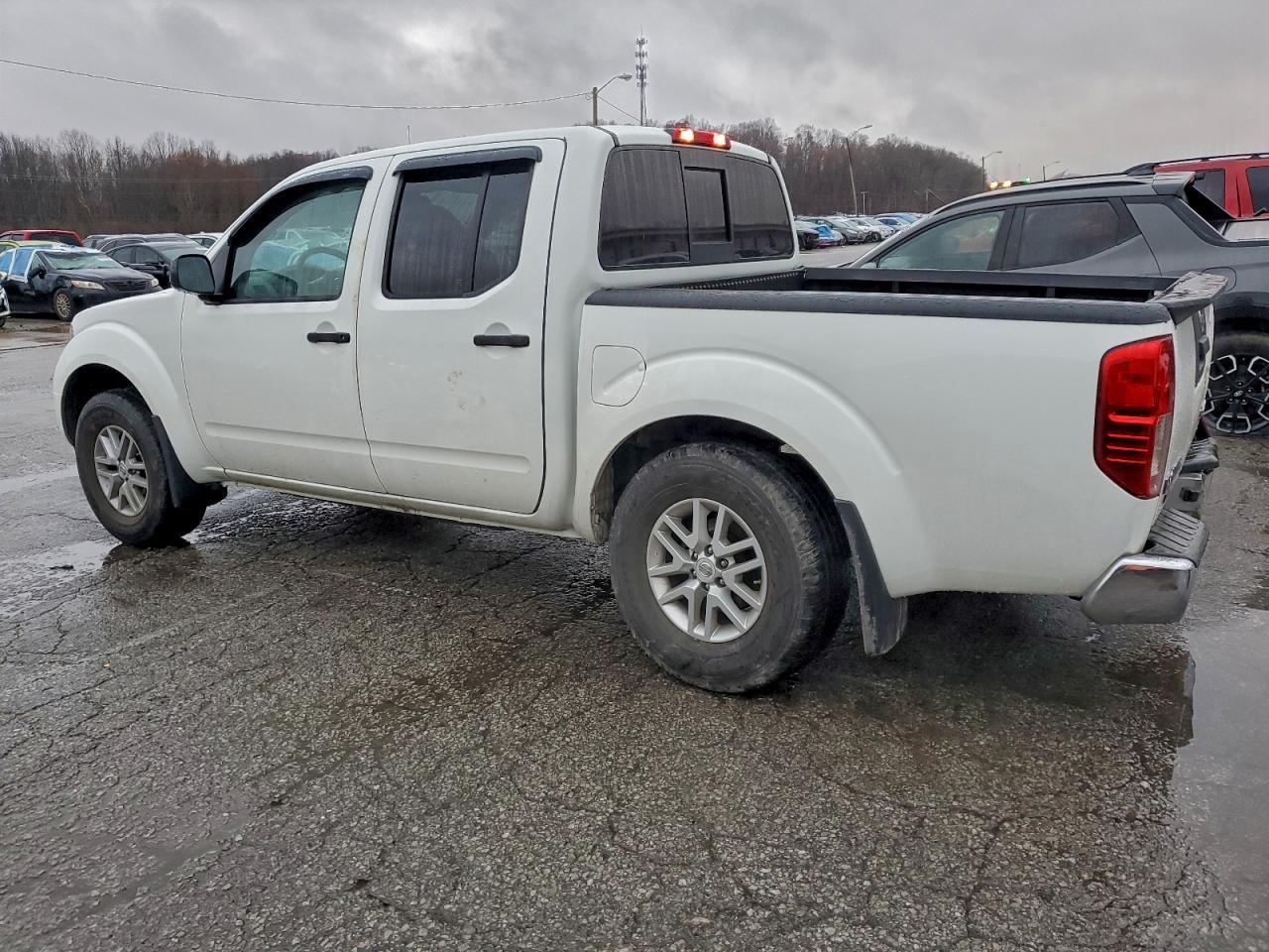 2019 Nissan Frontier S - Image 2