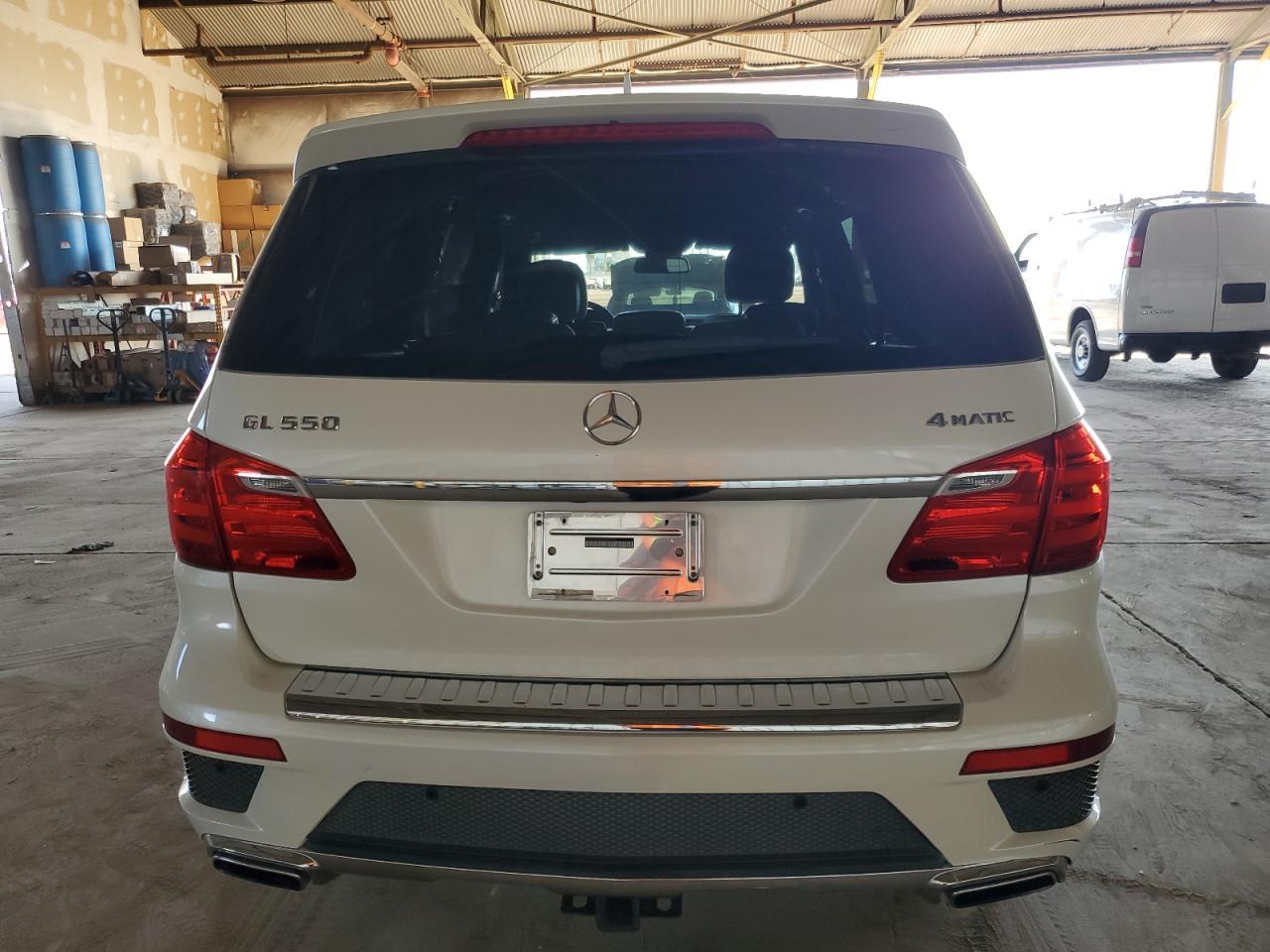 2015 Mercedes-Benz Gl 550 4Matic - Фото 6