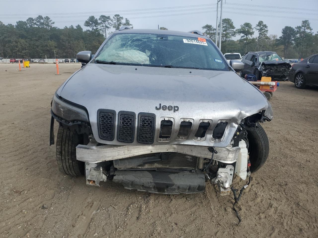 2019 Jeep Cherokee Latitude Plus - Image 5