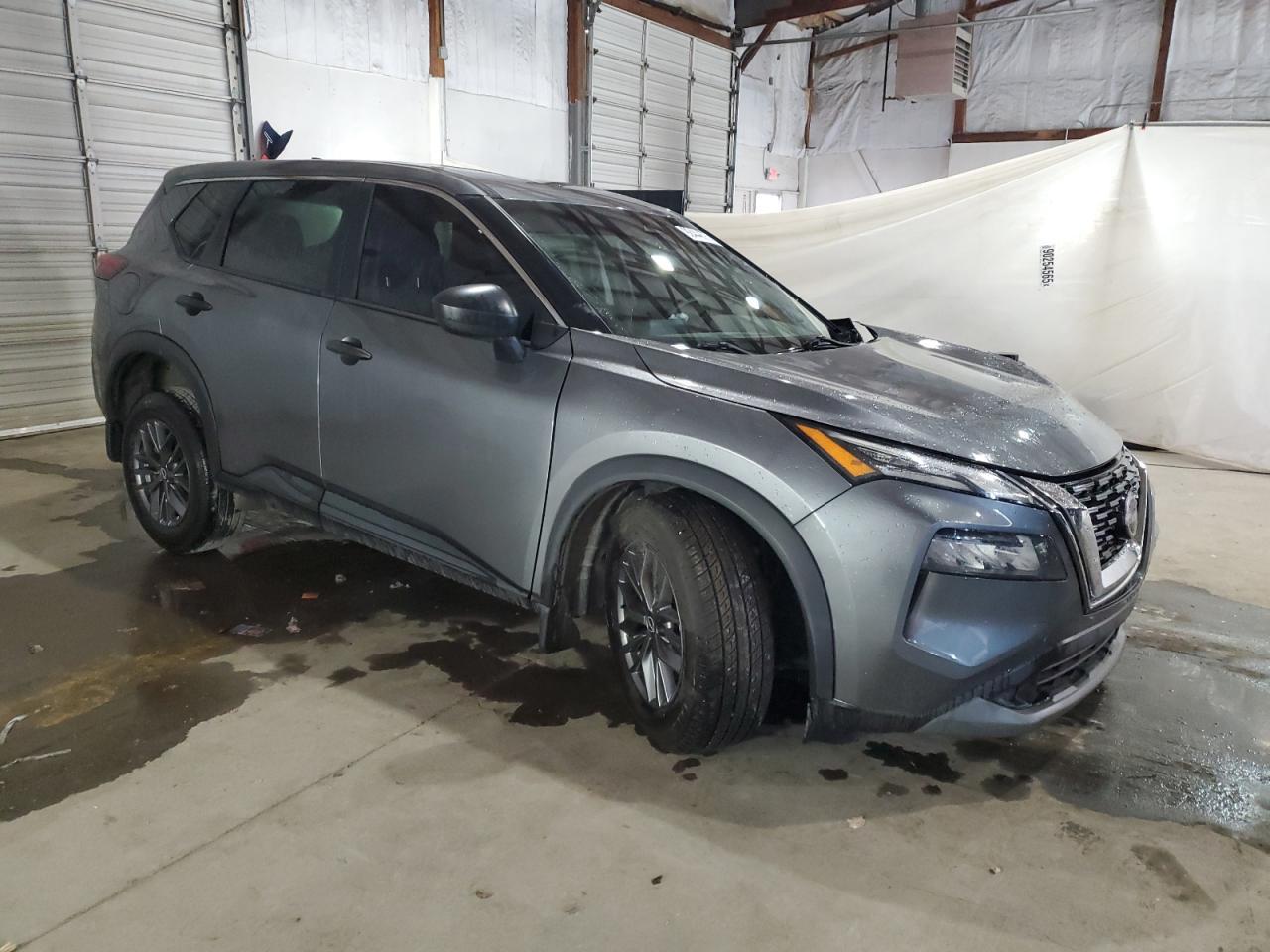 2023 Nissan Rogue S - Фото 4