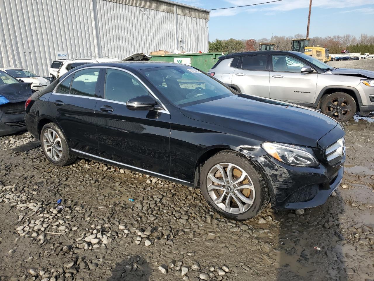 2018 Mercedes-Benz C 300 4Matic - Image 4