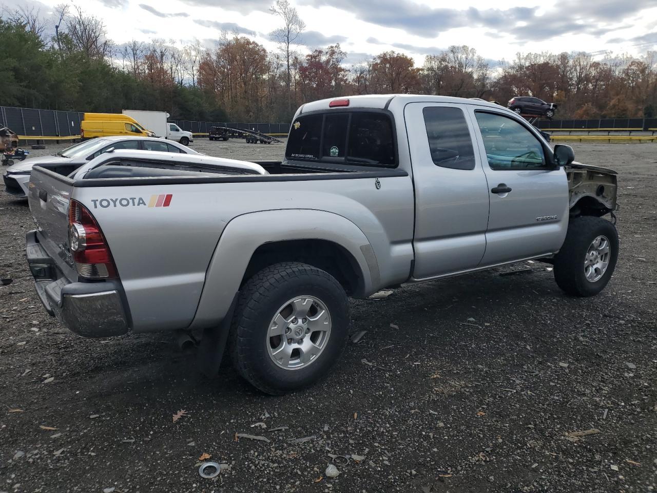 2013 Toyota Tacoma Prerunner Access Cab - Фото 3