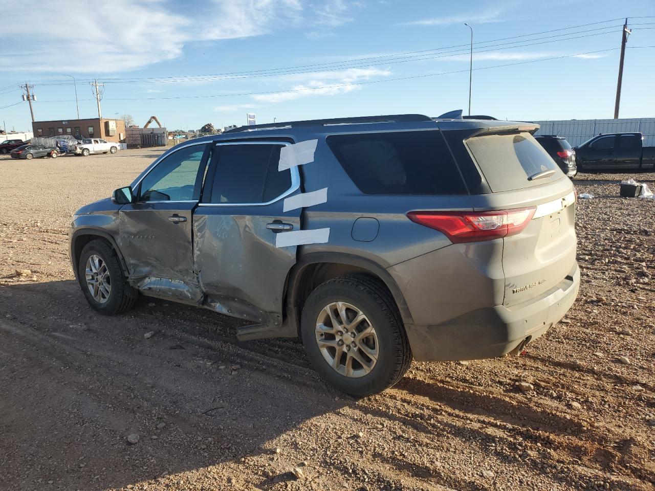 2019 Chevrolet Traverse Lt - Image 2