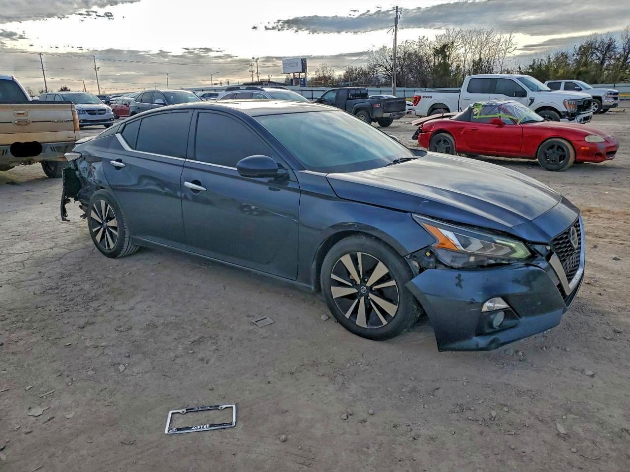 2020 Nissan Altima Sv - Фото 4