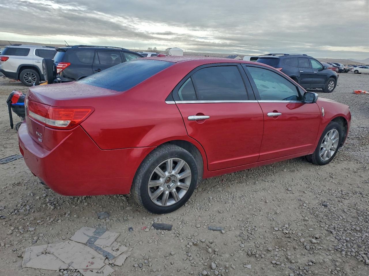 2011 Lincoln Townhouse Mkz - Image 3