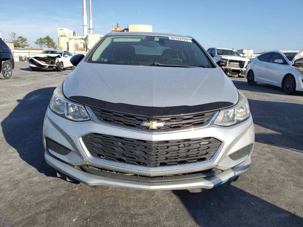 2017 Chevrolet Cruze Ls - Фото 5
