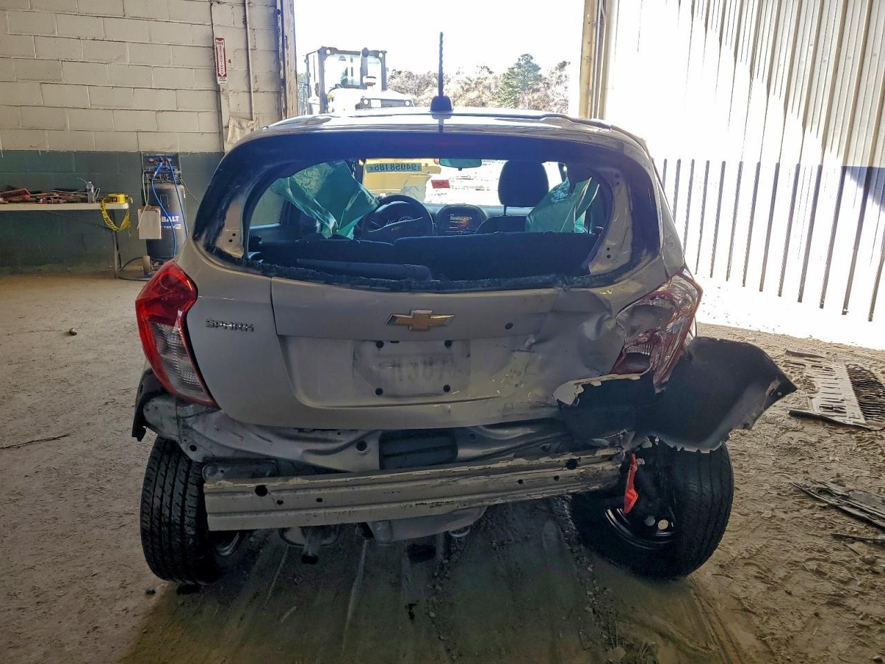 2020 Chevrolet Spark Ls - Фото 6