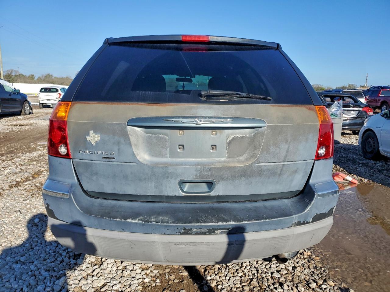 2005 Chrysler Pacifica Touring - Image 6