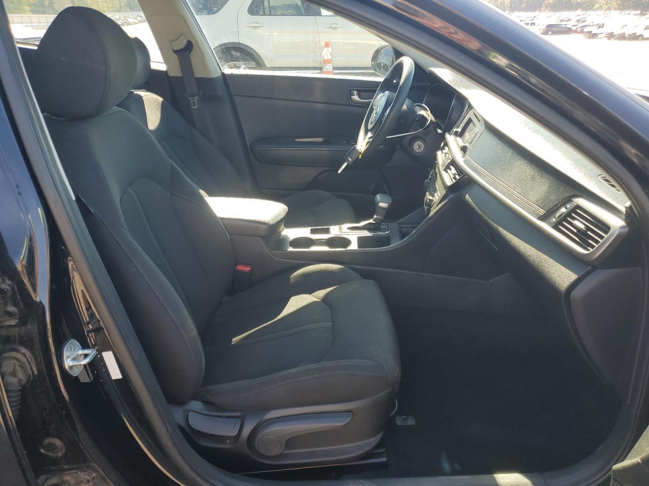 2017 Kia Optima Lx - Image 7