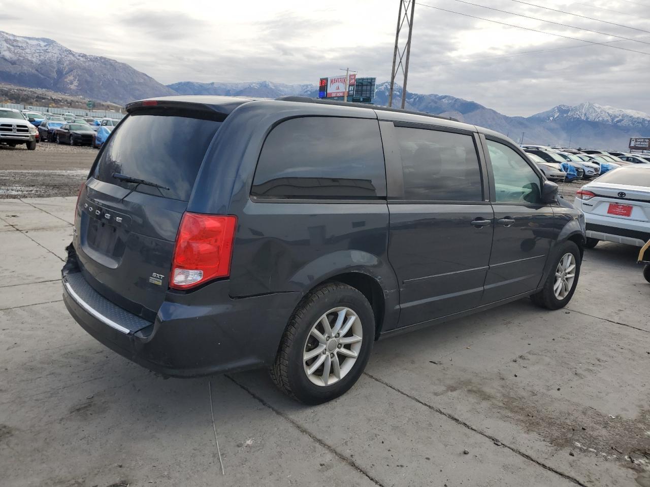 2014 Dodge Grand Caravan Sxt - Image 3