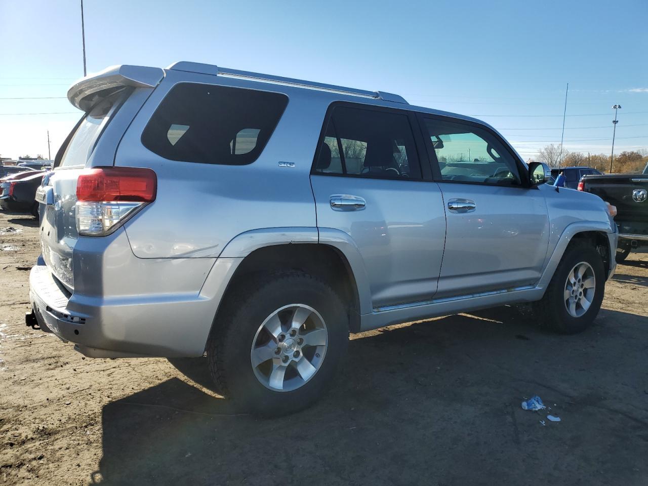 2013 Toyota 4Runner Sr5 - Фото 3