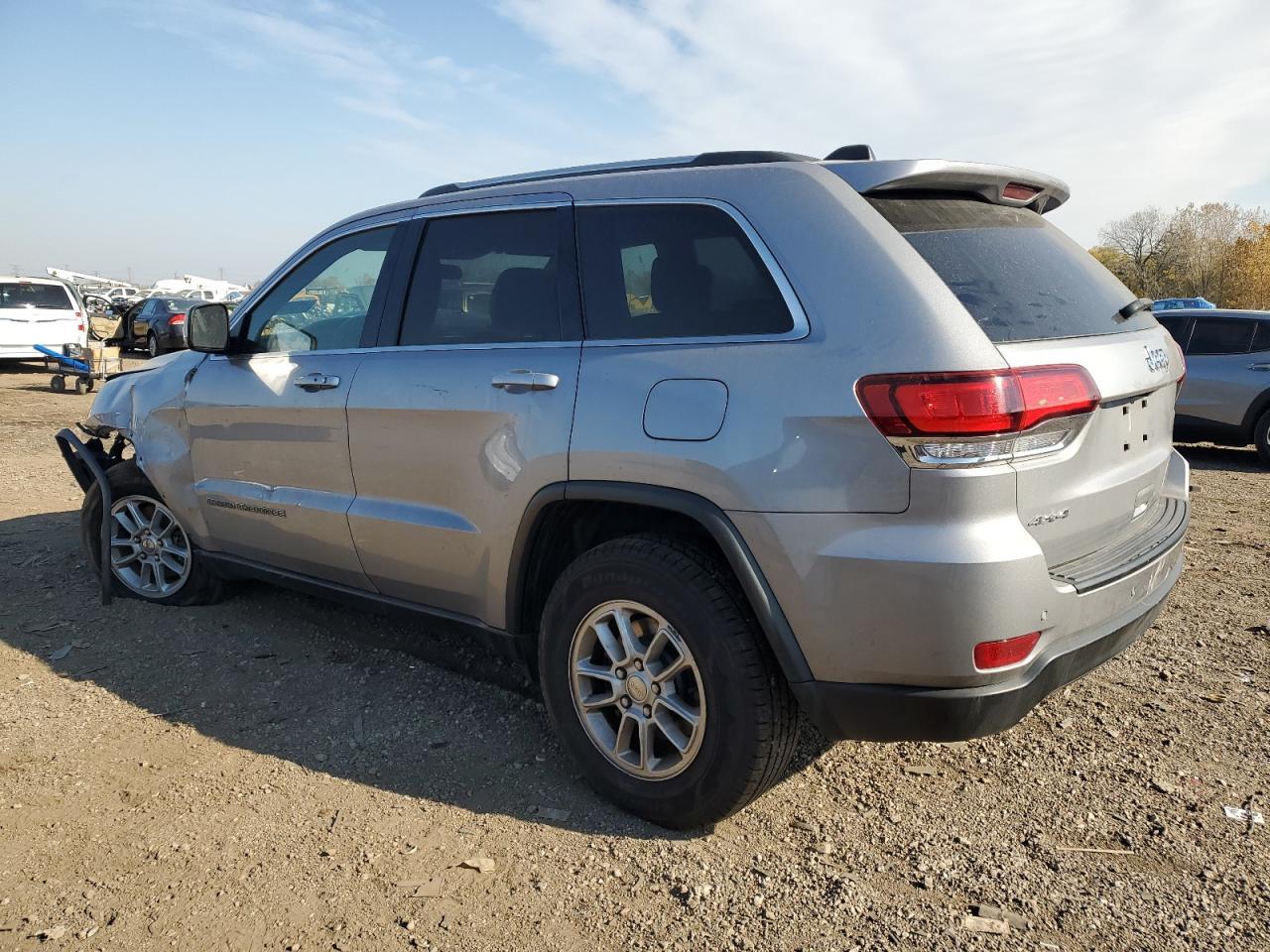 2020 Jeep Grand Cherokee Laredo - Фото 2