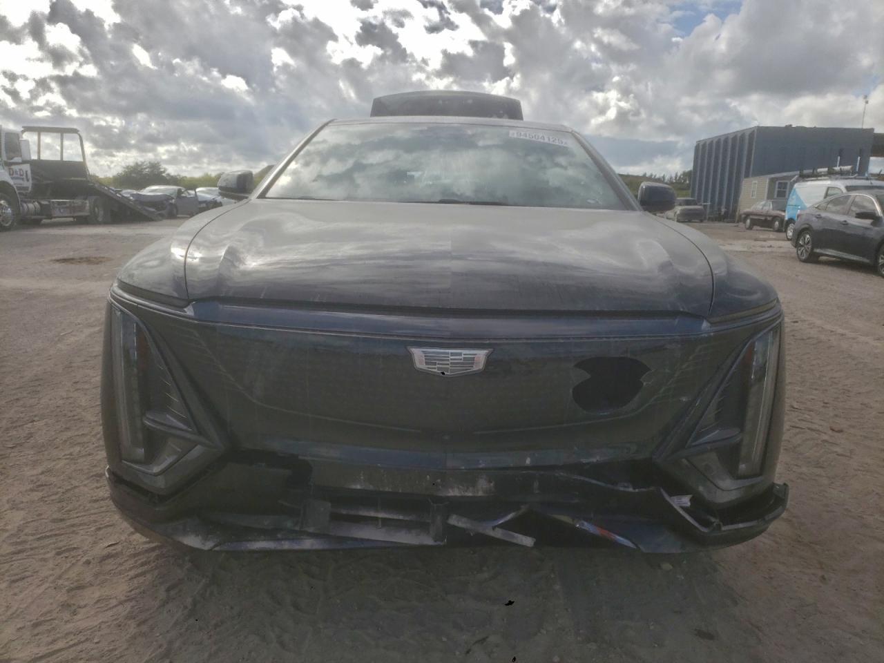 2026 Cadillac Lyriq Sport - Фото 5