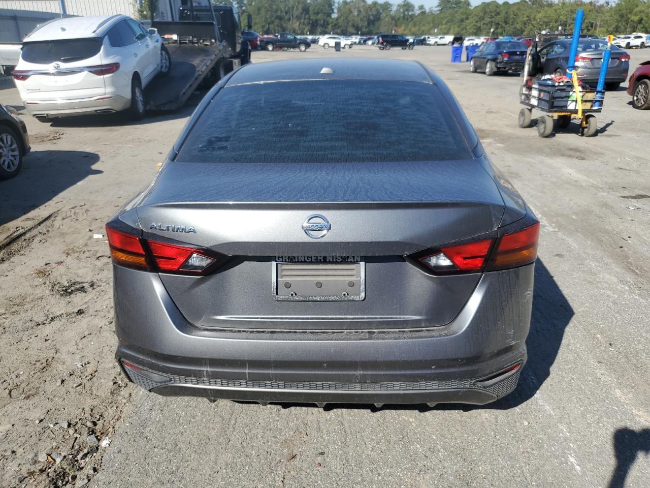 2019 Nissan Altima S - Фото 6
