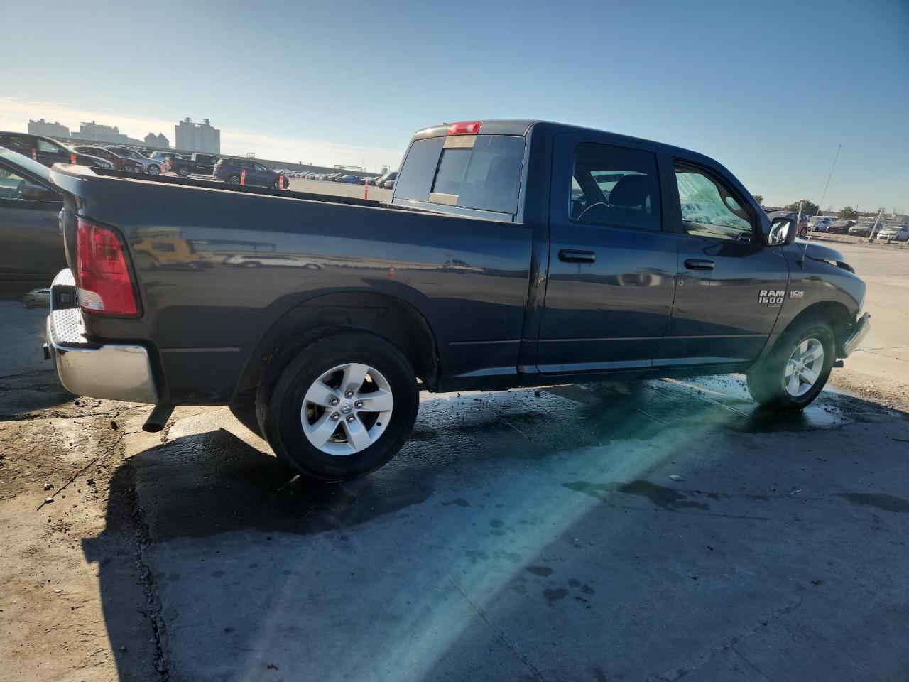 2020 Ram 1500 Classic Slt - Image 3