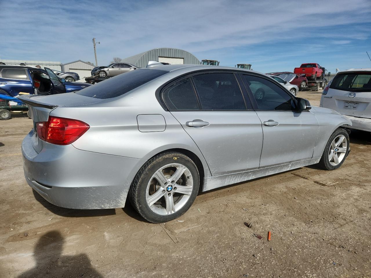 2015 BMW 328 Xi - Фото 3