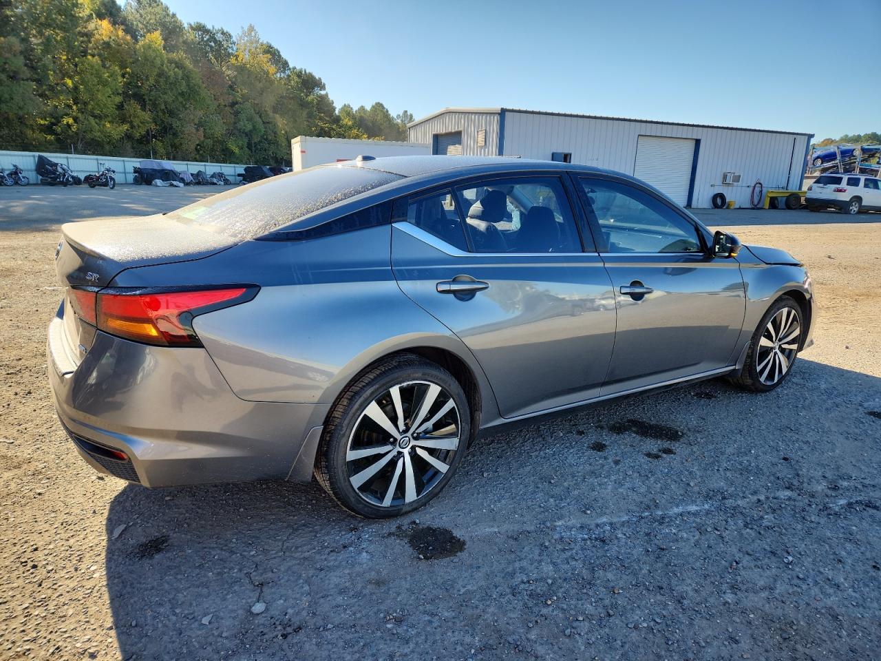 2019 Nissan Altima Sr - Image 3
