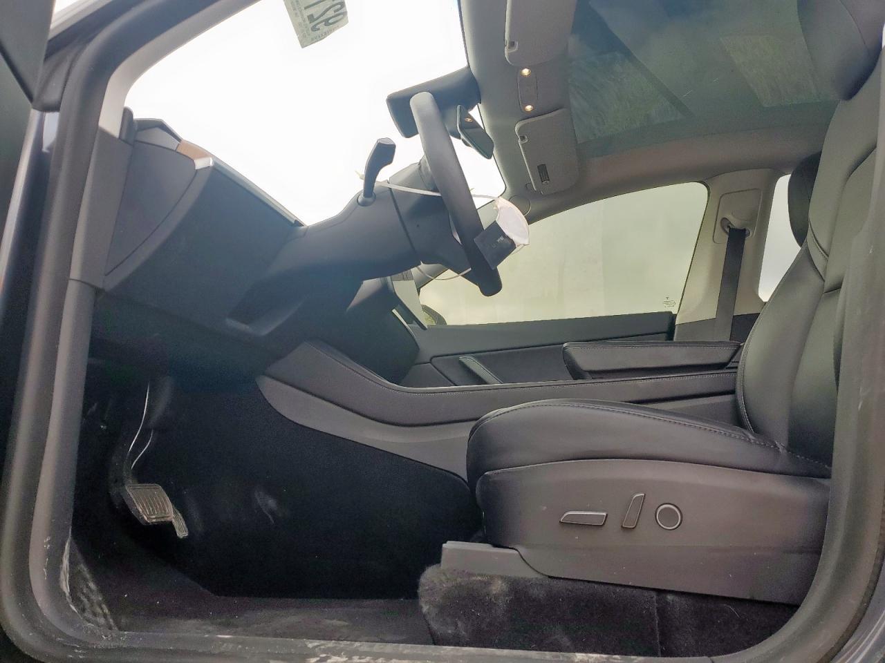 2021 Tesla Model Y - Image 7