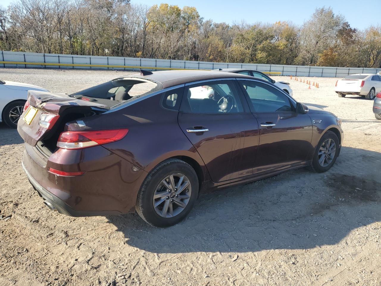 2020 Kia Optima Lx - Фото 3