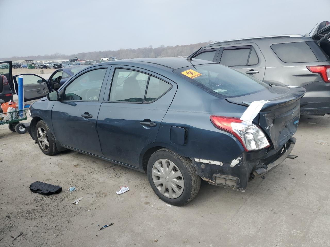 2016 Nissan Versa S - Image 2