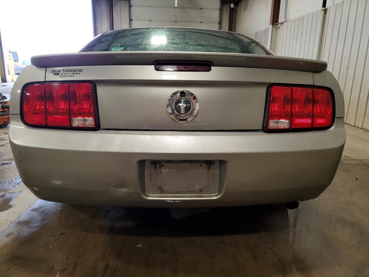 2008 Ford Mustang - Фото 6