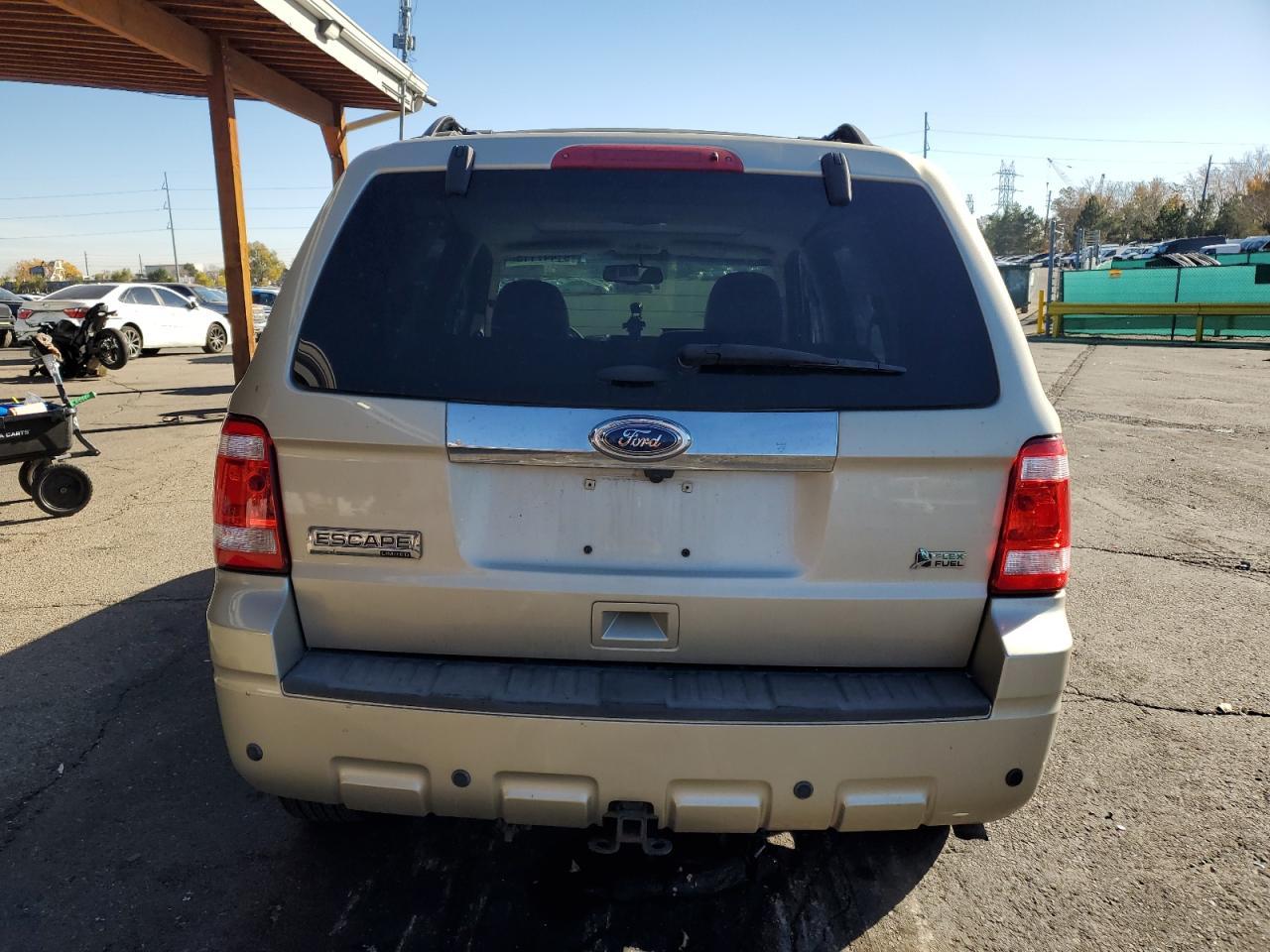 2011 Ford Escape Limited - Фото 6